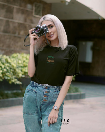 Meet Me In The Desert embroiderd Short-Sleeve womens T-Shirt