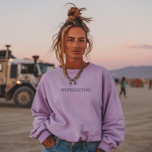 Hyperactive - Women's embroiderd vintage washed sweatshirt