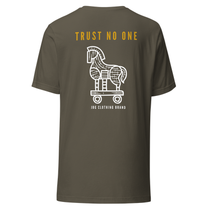 Trust No one Women's -shirt