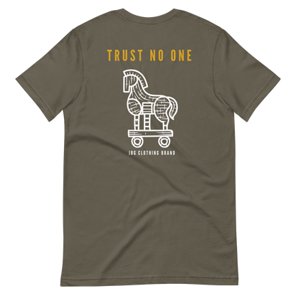 Trust No one Women's -shirt