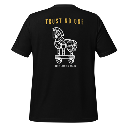 Trust No one Women's -shirt