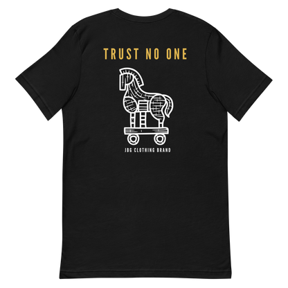 Trust No one Women's -shirt