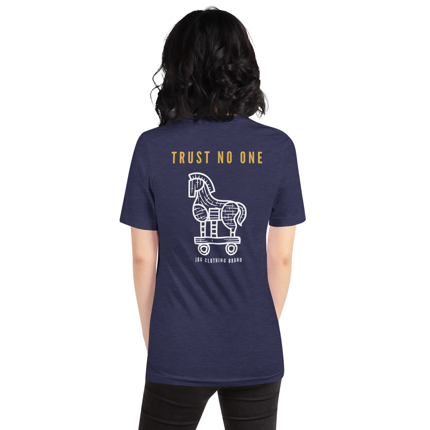 Trust No one Women's -shirt