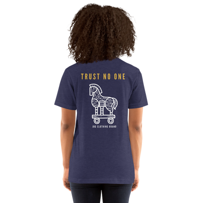 Trust No one Women's -shirt